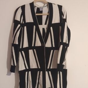 Black and White Geometric Women's Sweater